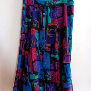 💜3/$24.00💜 Intriguing Threads Button Skirt Medium